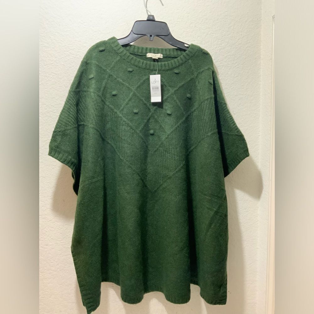 LOFT M/L Medium Large Heather Green Knit Poncho Sweater Wool Blend Soft Cozy